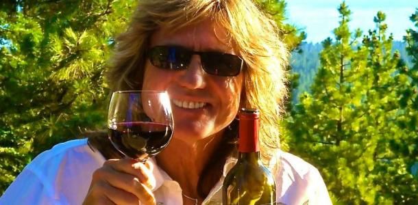 A FEW MOMENTS WITH...DAVID COVERDALE (WHITESNAKE)